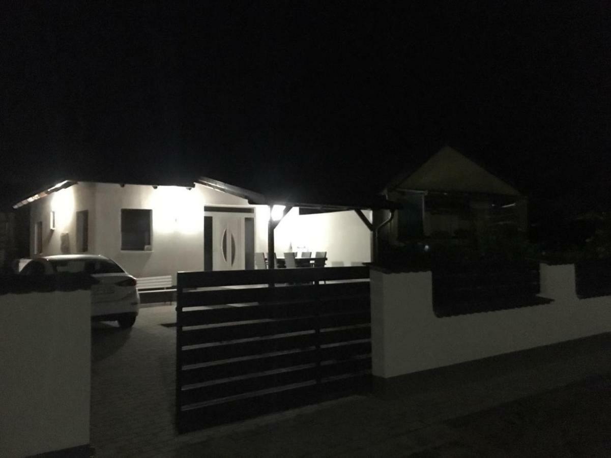 Tisza Dream Apartman ทิสซาเคชเค ภายนอก รูปภาพ
